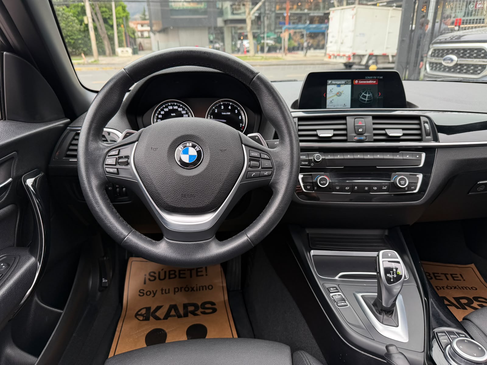 BMW 220I Cabriolet 2.0 Aut — foto 13 de 26