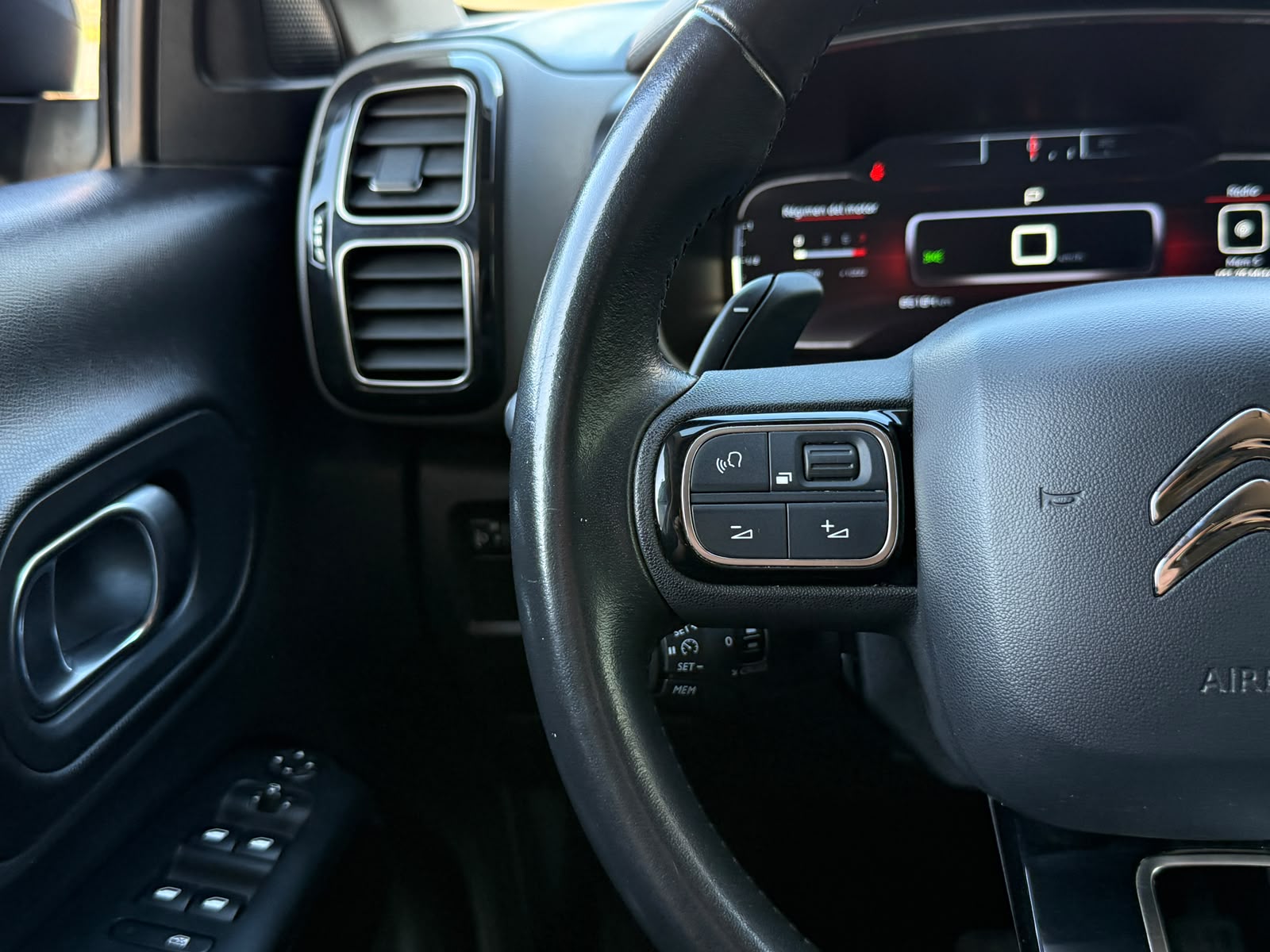 Citroën C5 Aircross Hdi1.5 Aut — foto 15 de 31