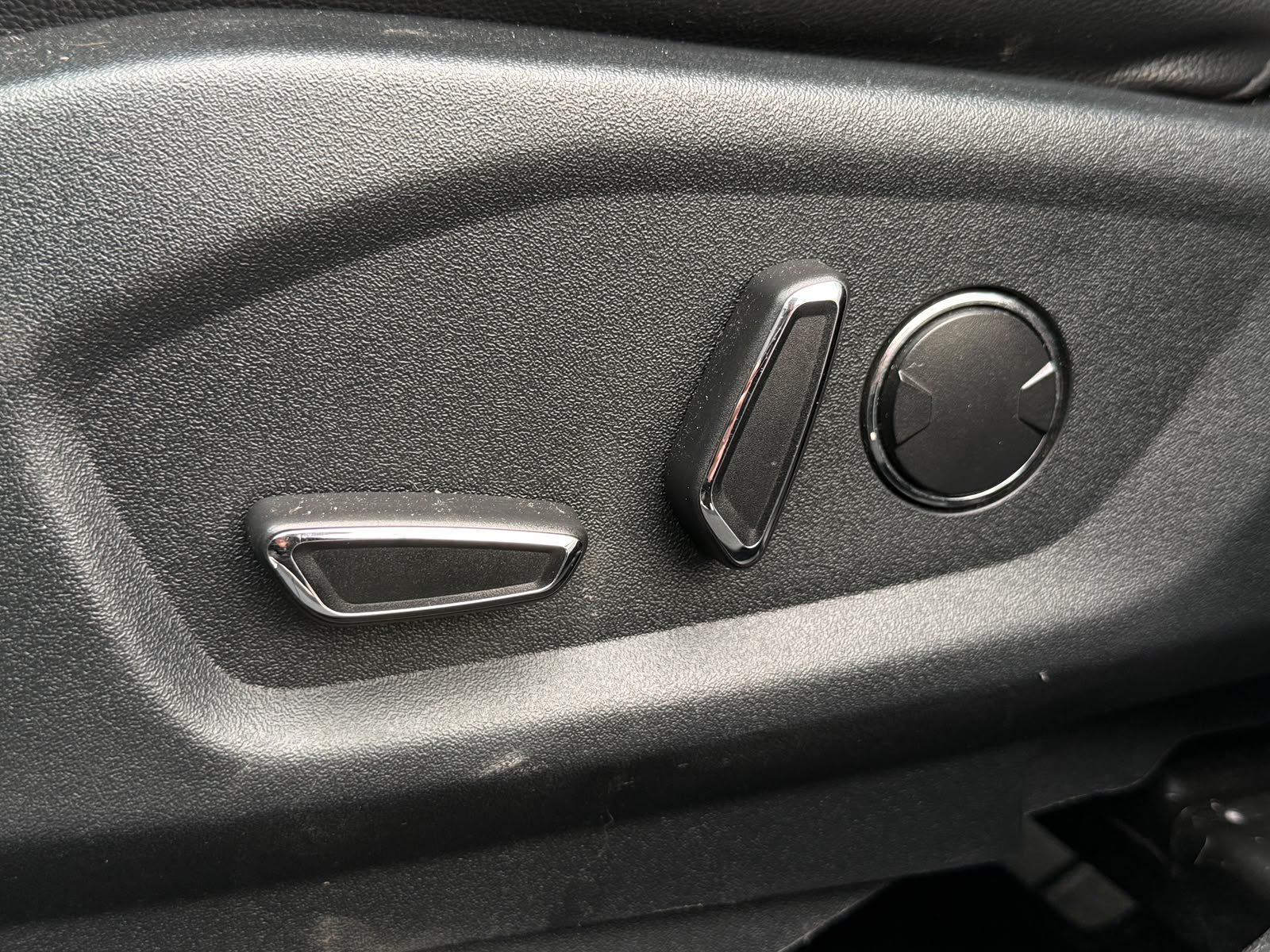 Ford Explorer Limited 2.3 Ecoboost Aut — foto 27 de 31
