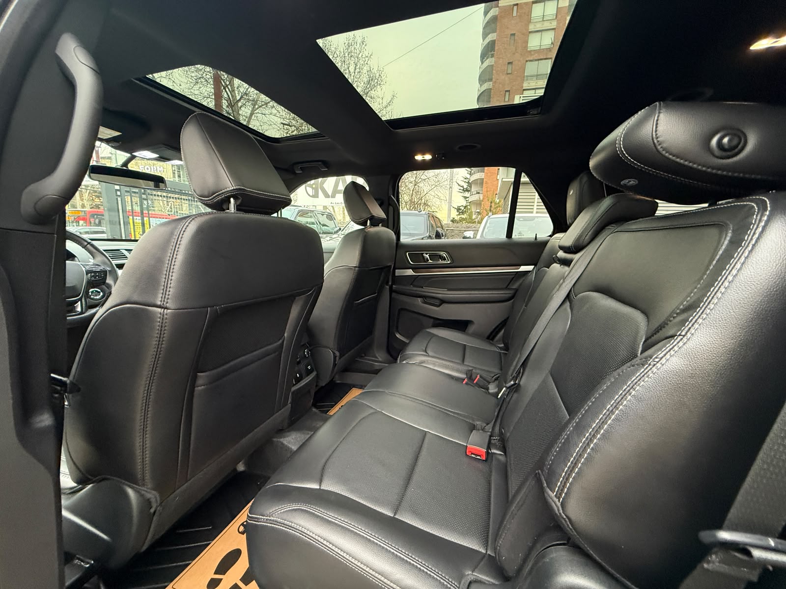 Ford Explorer Limited 2.3 Ecoboost Aut — foto 30 de 31