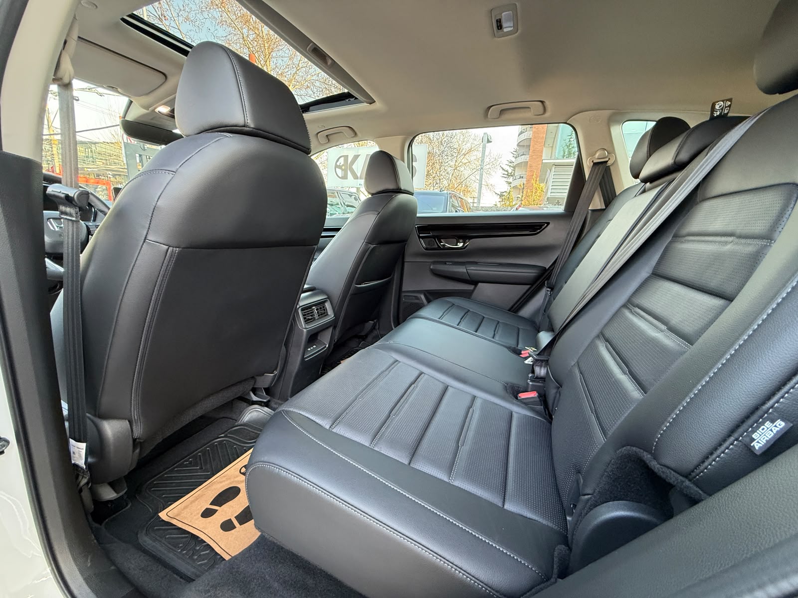 Honda Cr-V Touring Awd1.5 Aut — foto 33 de 33