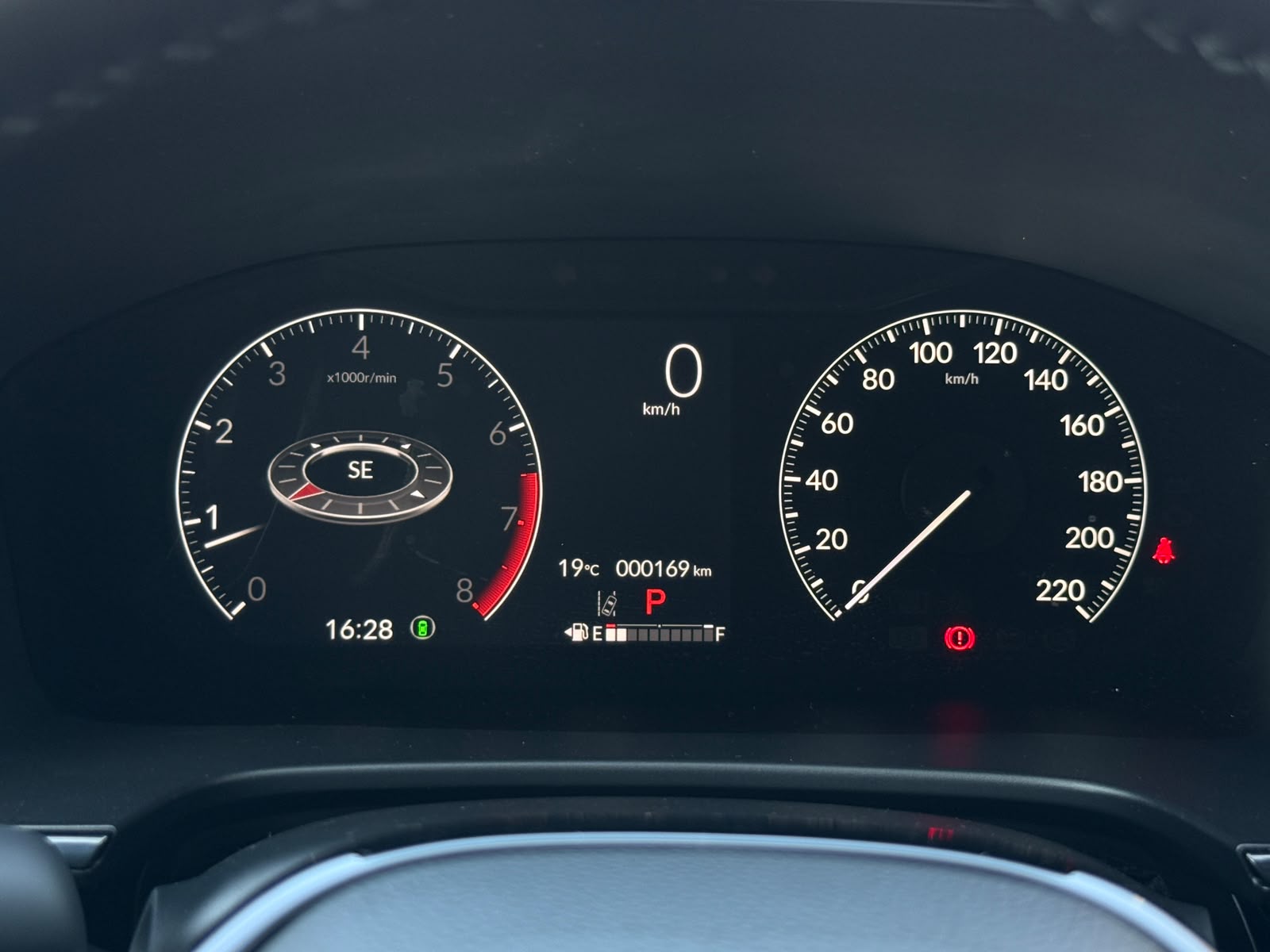 Honda Cr-V Touring Awd1.5 Aut — foto 12 de 33