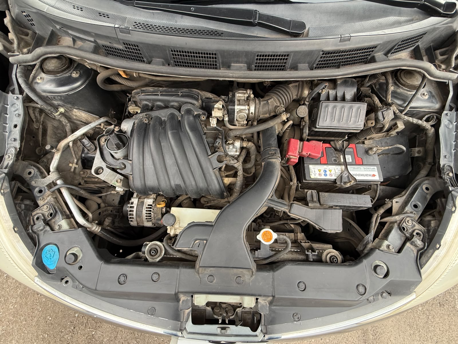 Nissan Tiida Se1.6 Aut — foto 10 de 21