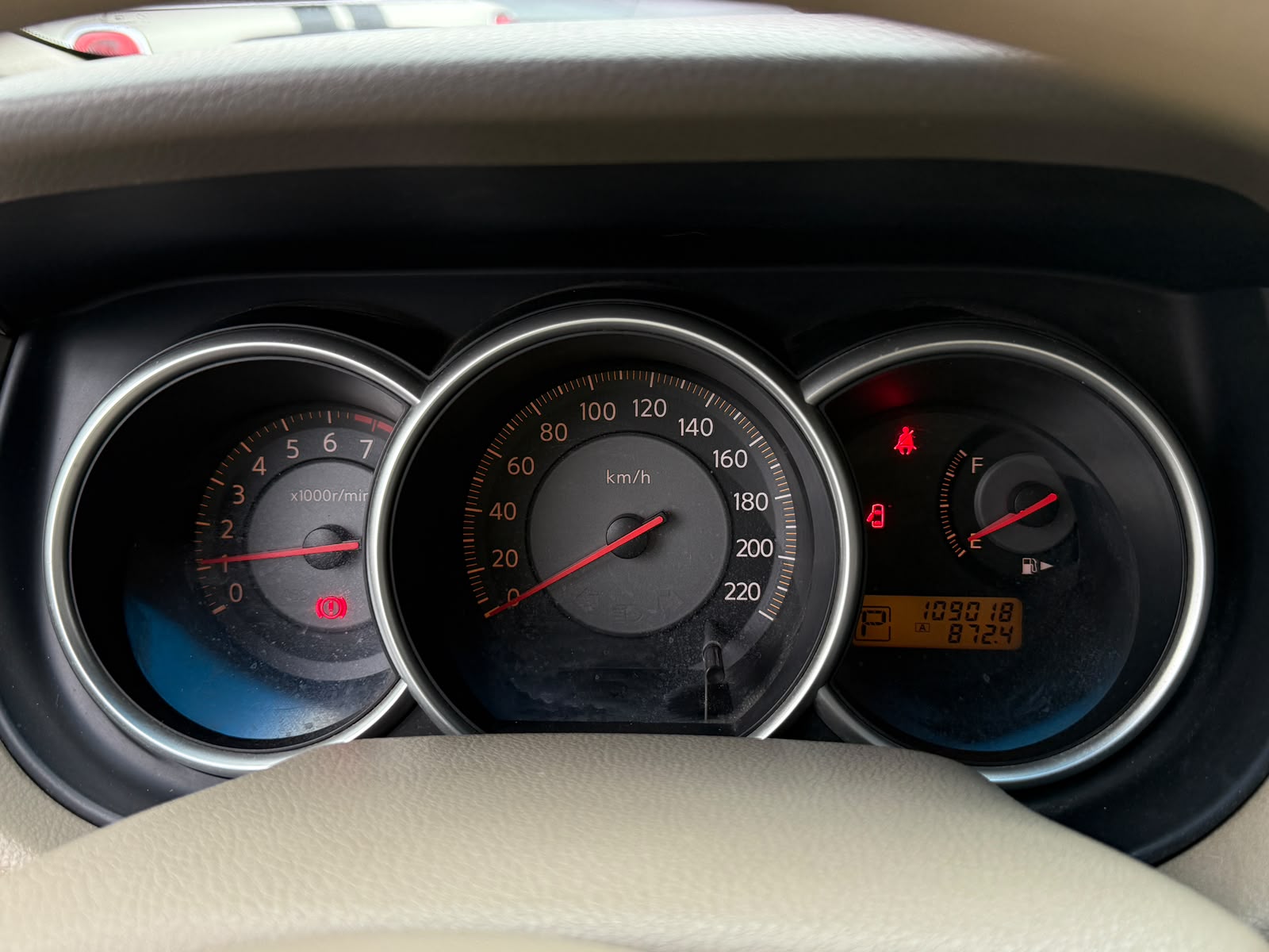 Nissan Tiida Se1.6 Aut — foto 11 de 21