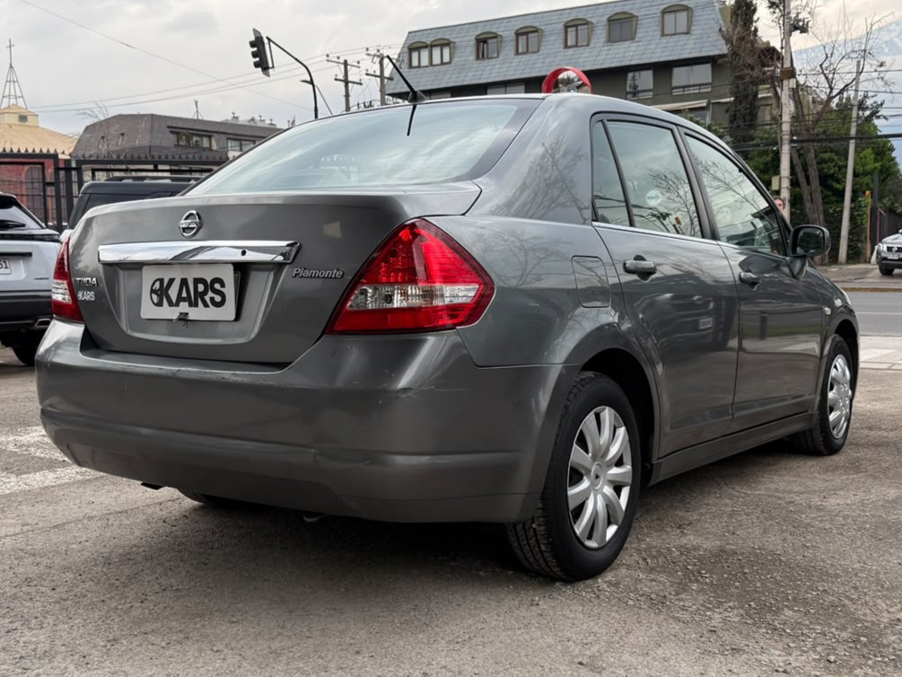 Nissan Tiida Se1.6 Aut — foto 5 de 21