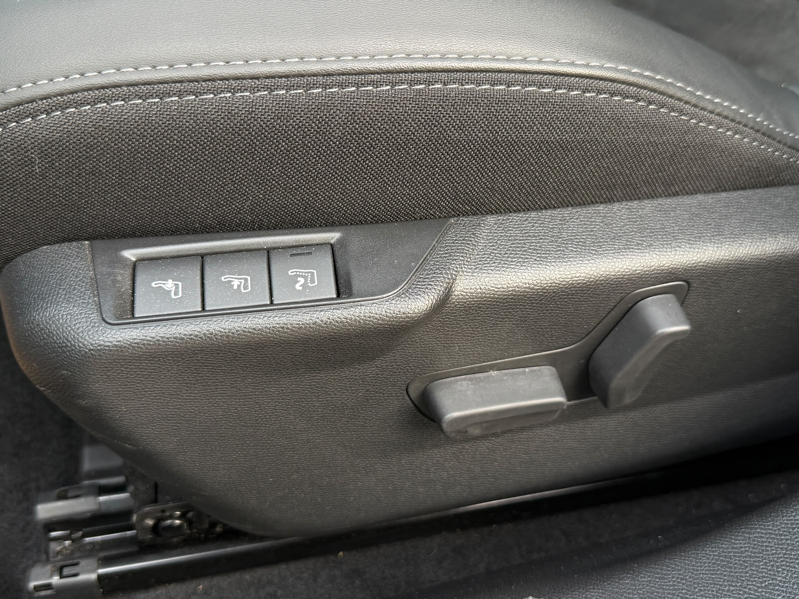 Peugeot Mhev — foto 28 de 31