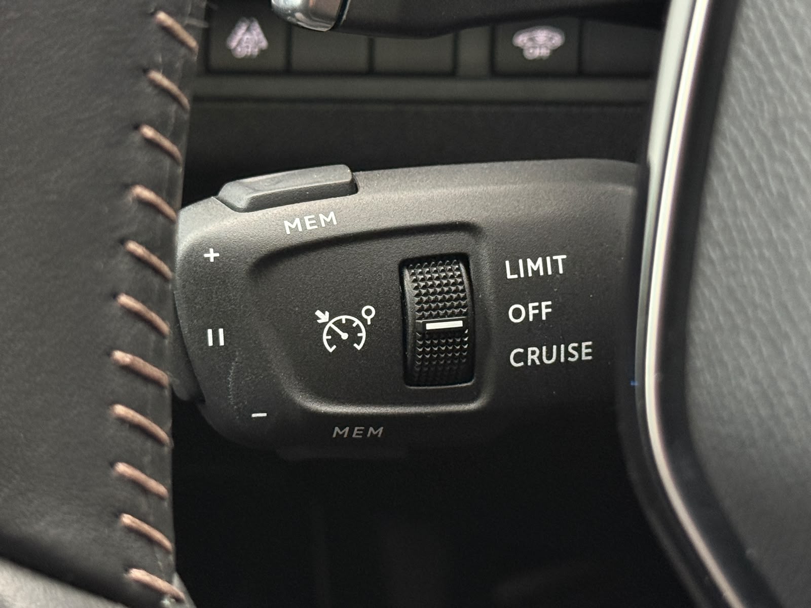 Peugeot 3008 Thp1.6 Aut — foto 17 de 30