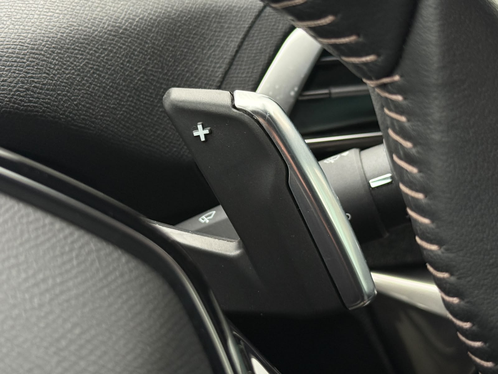 Peugeot 3008 Thp1.6 Aut — foto 18 de 30
