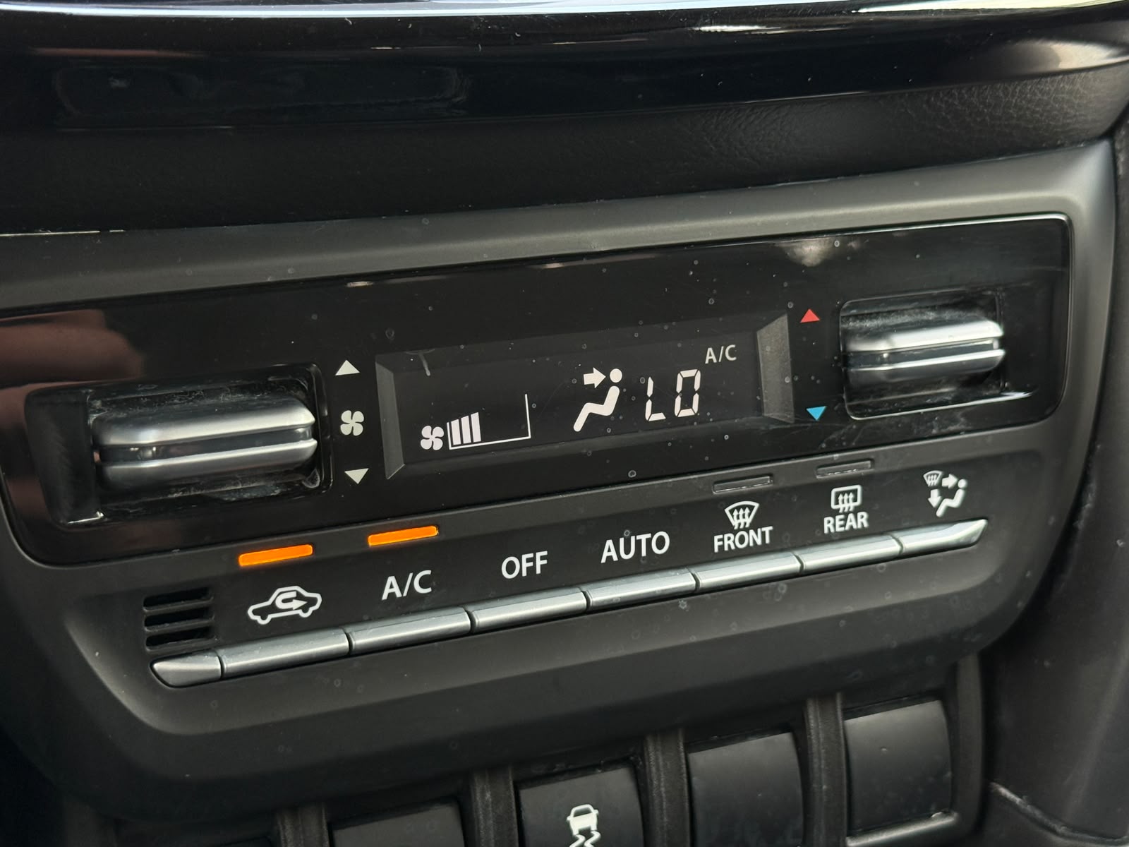 Suzuki Grand Vitara Glx Hibrid 1.5 Aut — foto 25 de 29