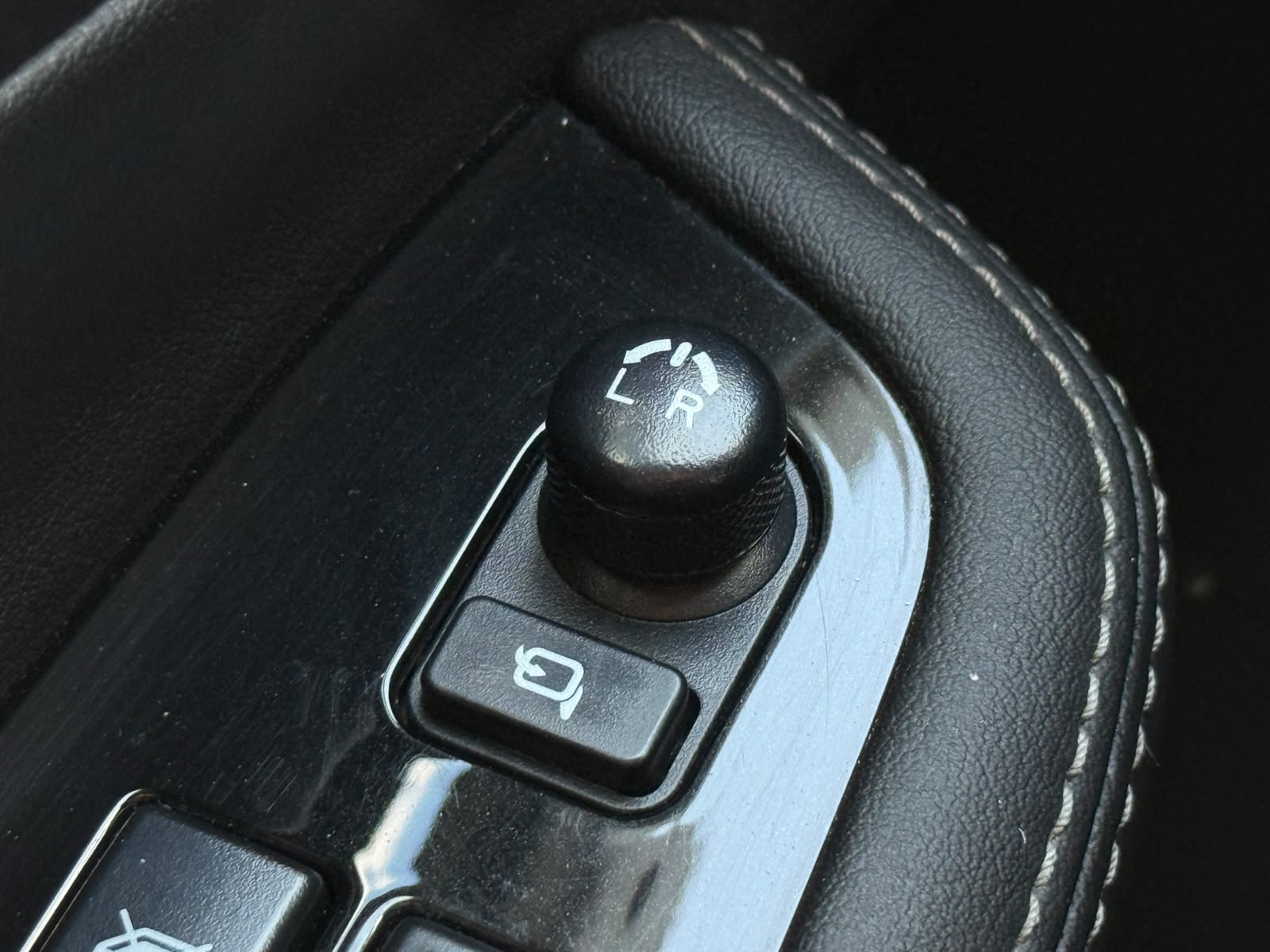 Suzuki Grand Vitara Glx Hibrid 1.5 Aut — foto 18 de 29