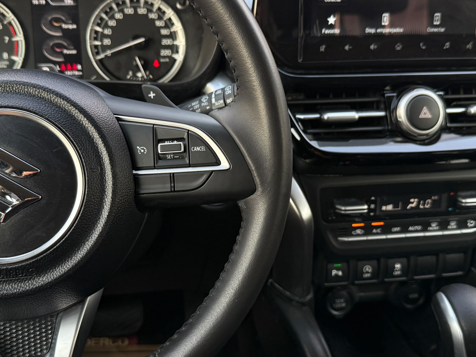 Suzuki Grand Vitara Glx Hibrid 1.5 Aut — foto 16 de 29