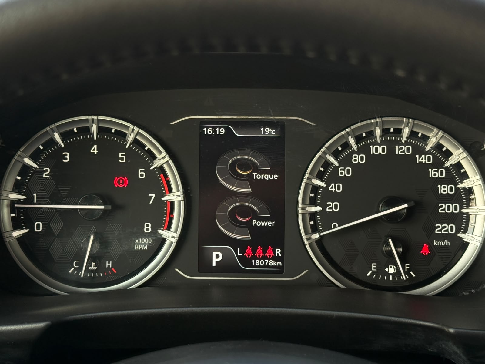 Suzuki Grand Vitara Glx Hibrid 1.5 Aut — foto 12 de 29