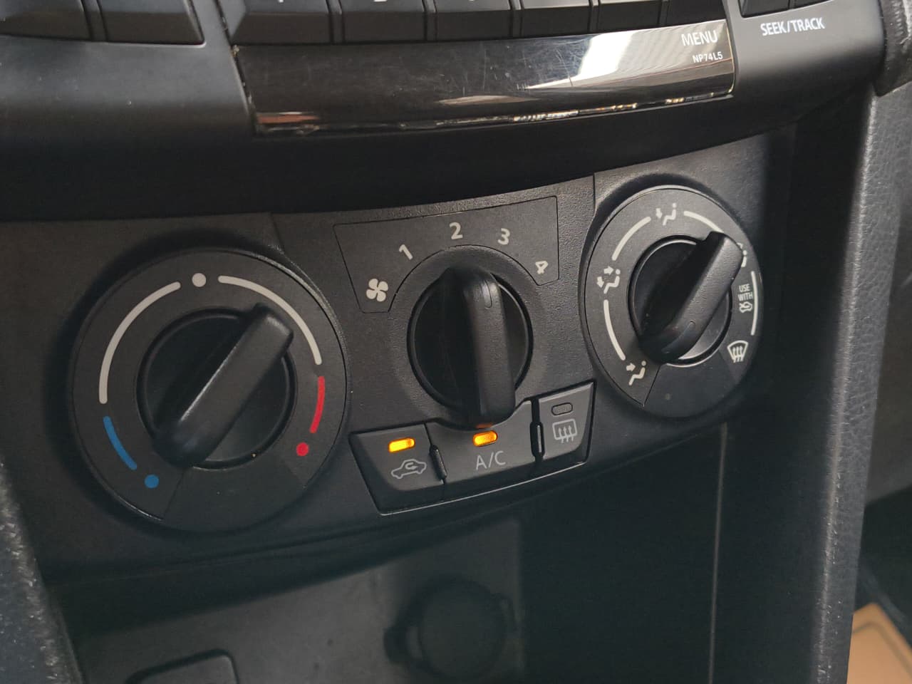 Suzuki Swift — foto 17 de 21