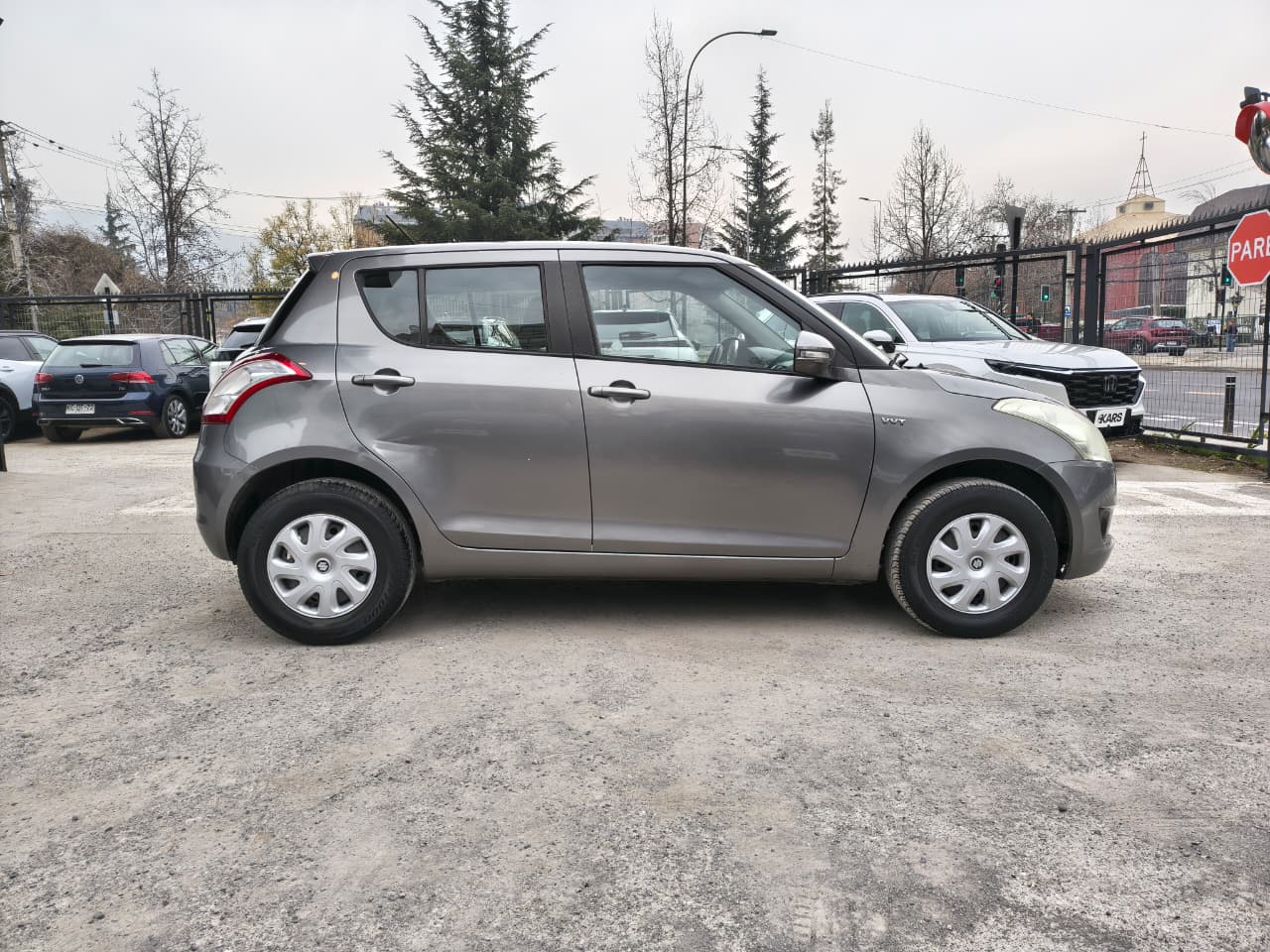 Suzuki Swift — foto 4 de 21