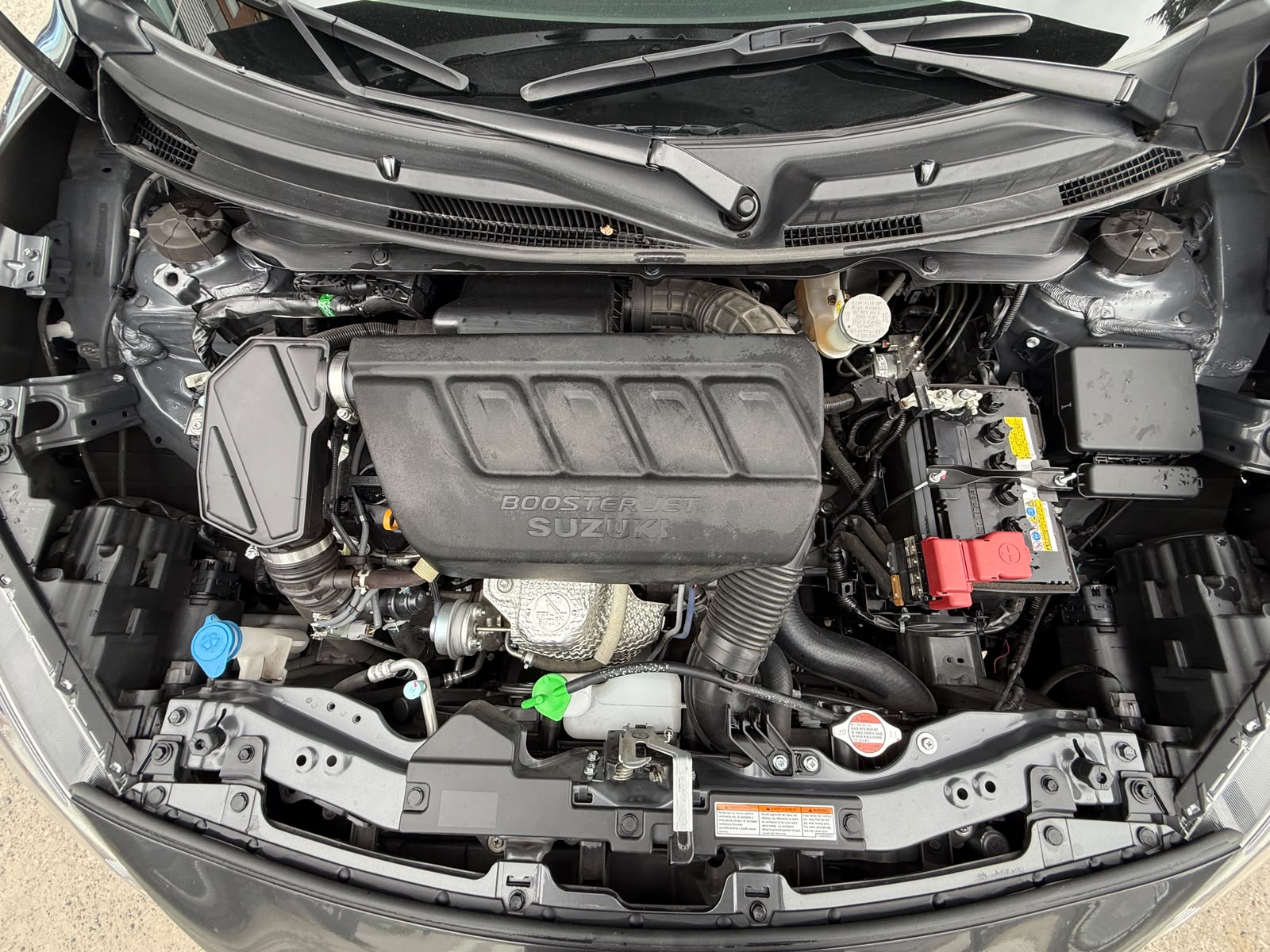 Suzuki Swift Sport — foto 11 de 28
