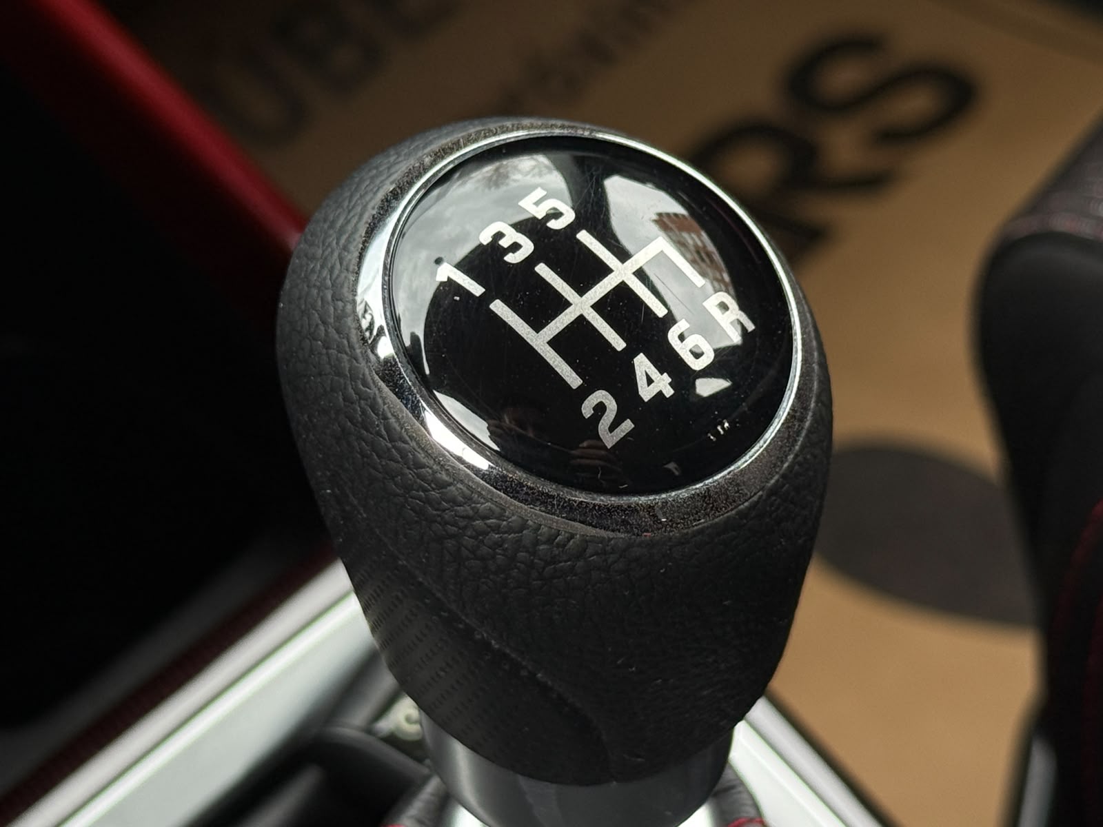 Suzuki Swift Sport — foto 25 de 28