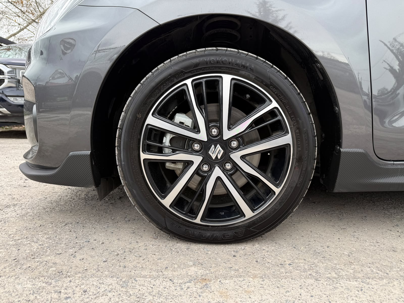 Suzuki Swift Sport — foto 9 de 28