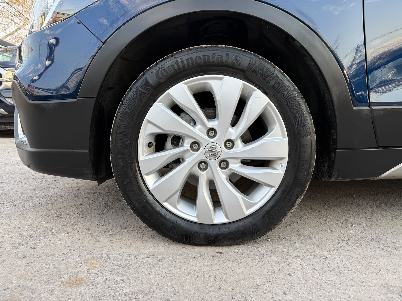 Suzuki Sx4 S-Cross — foto 10 de 27