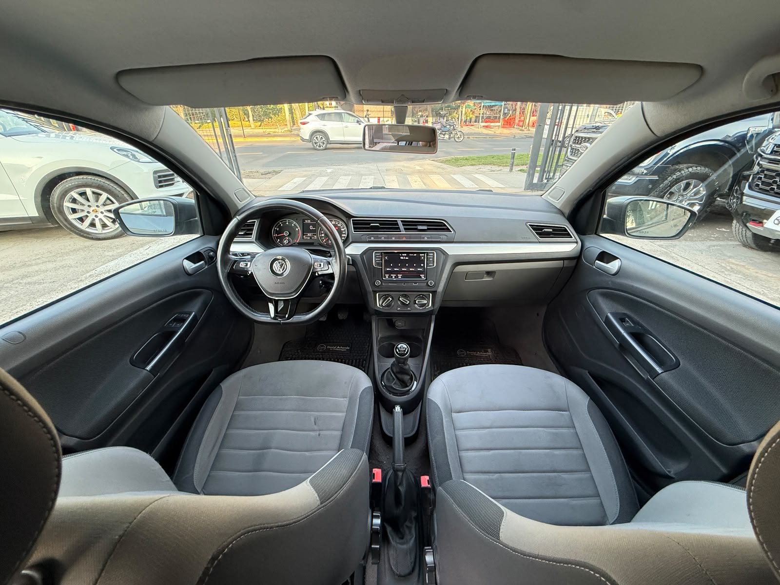 Volkswagen Gol Comfortline — foto 21 de 23