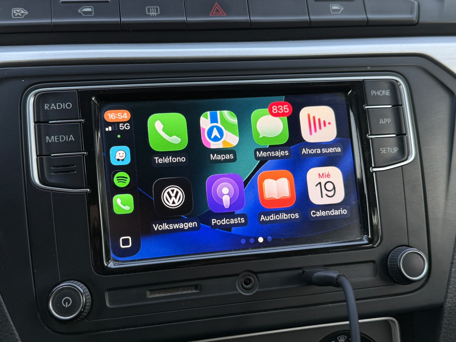 Volkswagen Gol Comfortline — foto 16 de 23