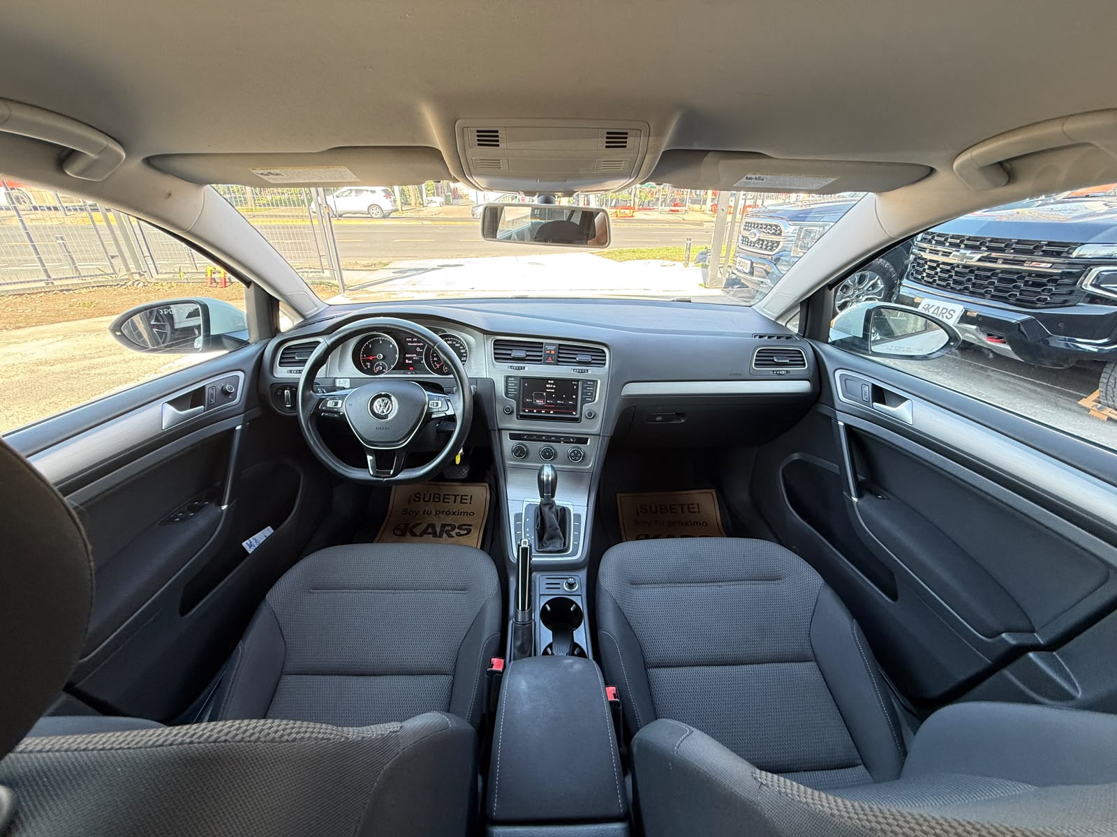 Volkswagen Golf 2.0 Tdi Aut — foto 21 de 23