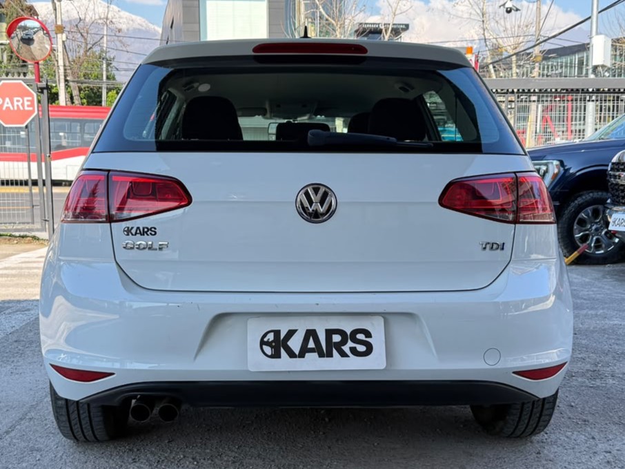 Volkswagen Golf 2.0 Tdi Aut — foto 6 de 23