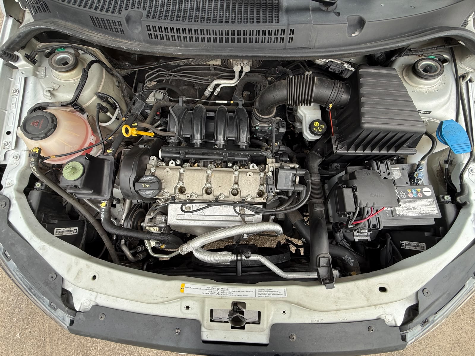 Volkswagen Saveiro 1.6 Comfortline — foto 10 de 23
