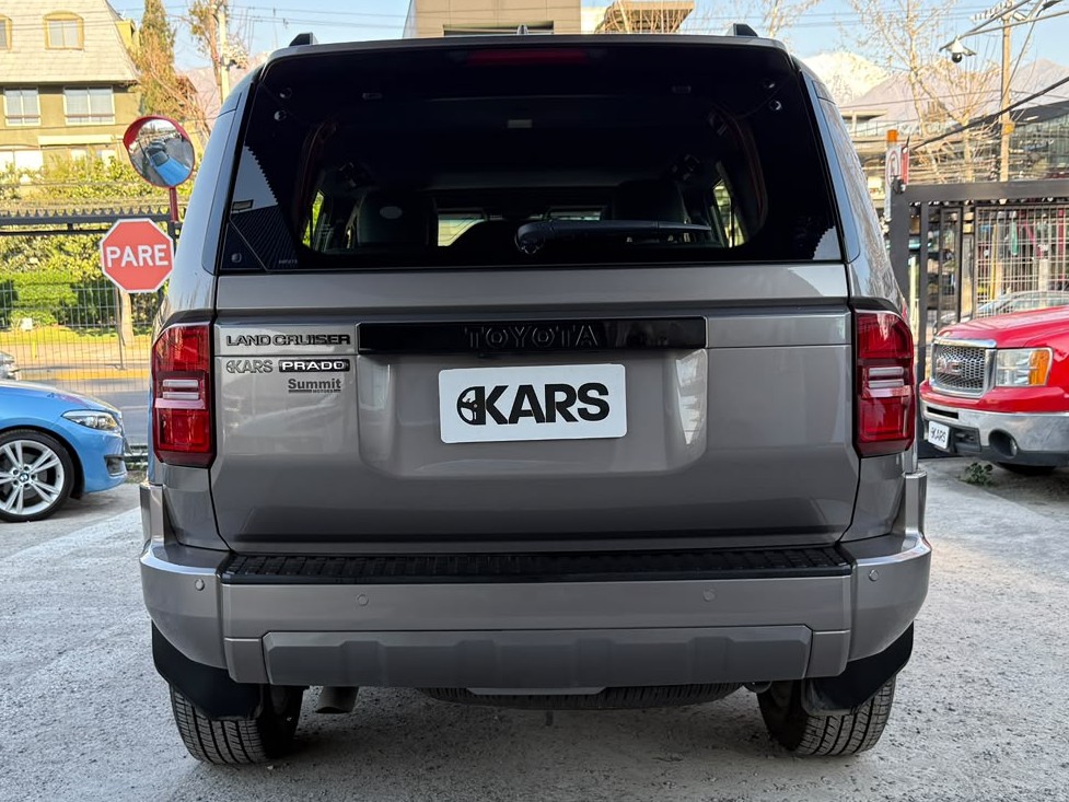 Toyota Land Crusier Prado Vx4×4 2.8 Aut — foto 6 de 35
