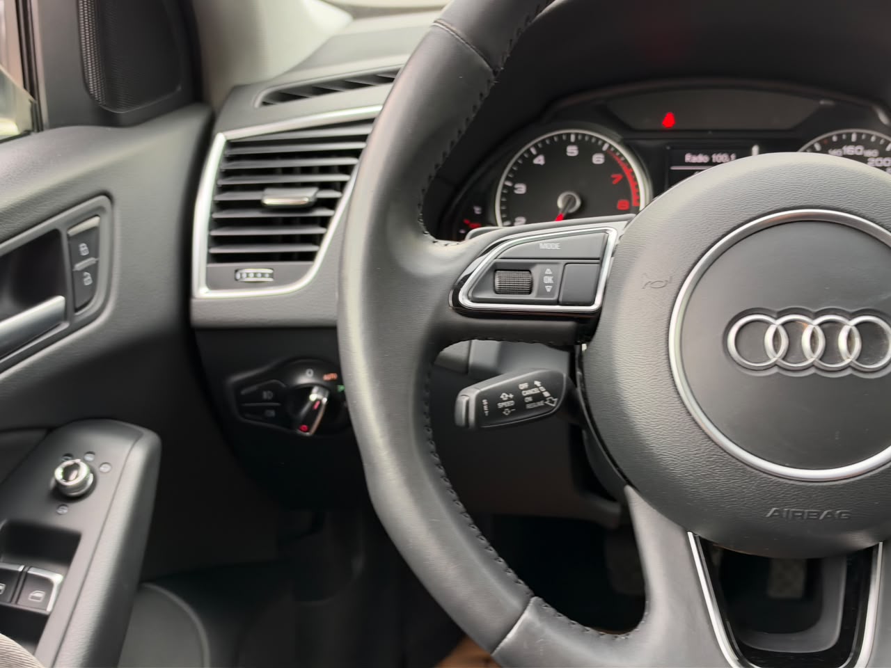 Audi Q5 — foto 14 de 28