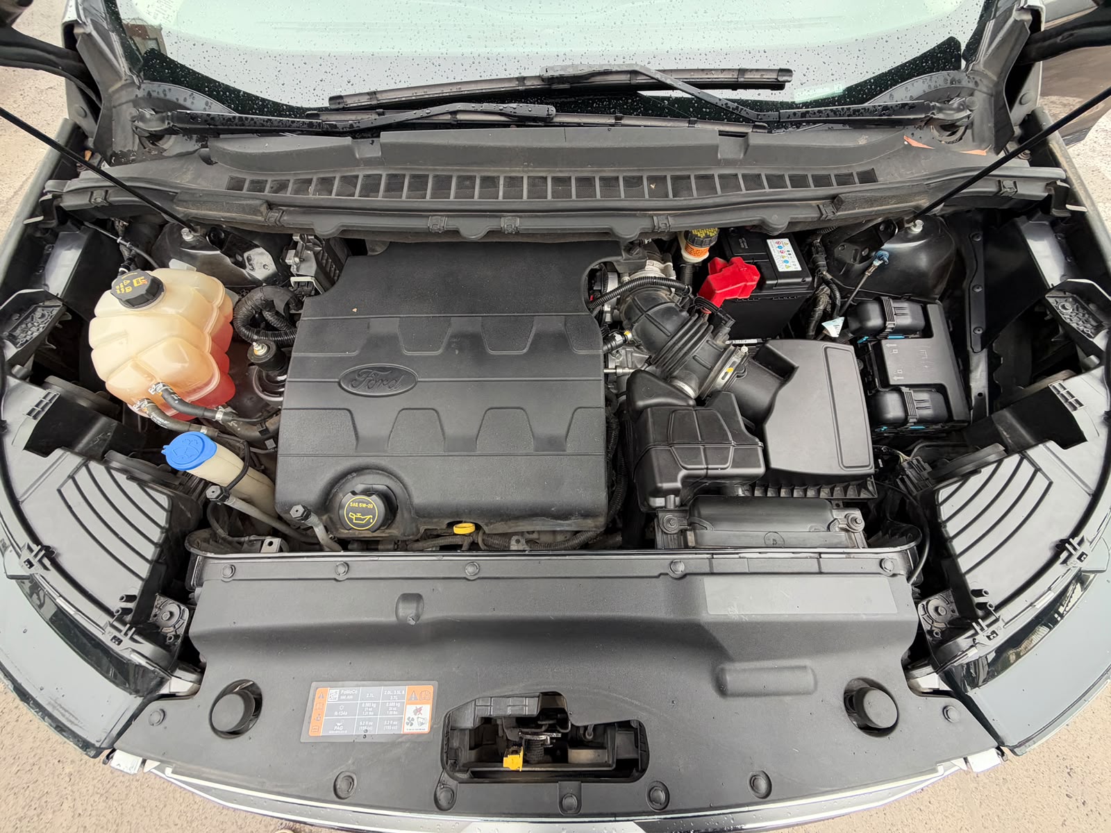 Ford Edge — foto 11 de 29