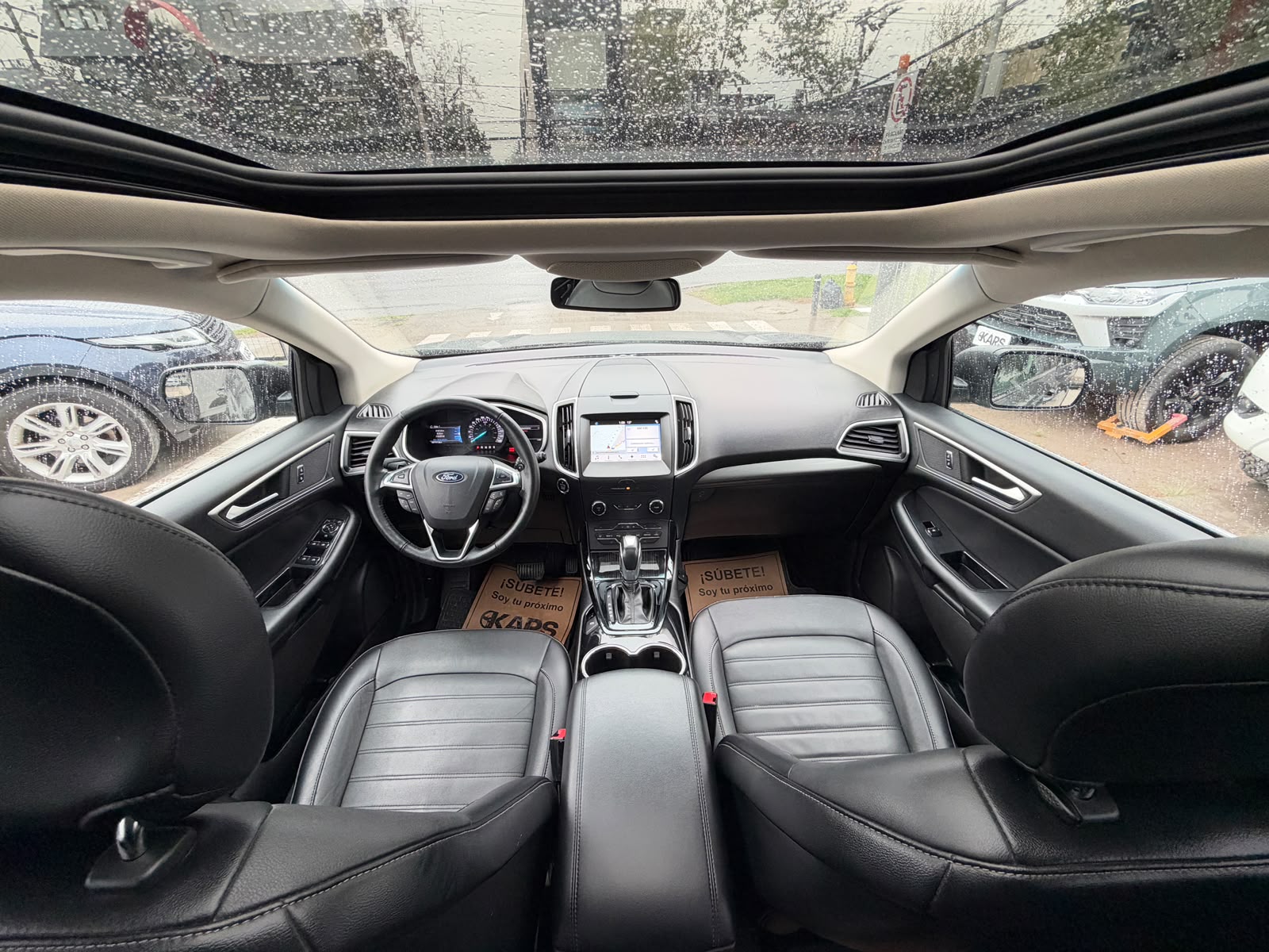 Ford Edge — foto 27 de 29