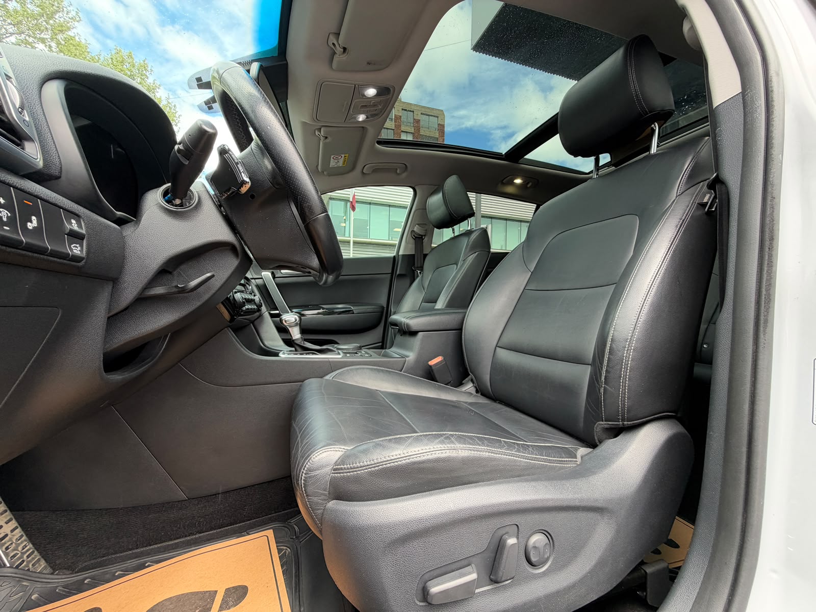 KIA Sportage Gt-Line 2.0 4×4 — foto 28 de 29