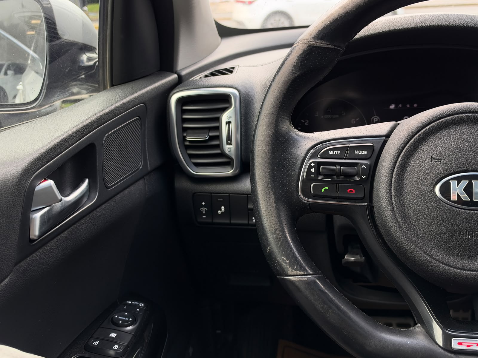 KIA Sportage Gt-Line 2.0 4×4 — foto 15 de 29